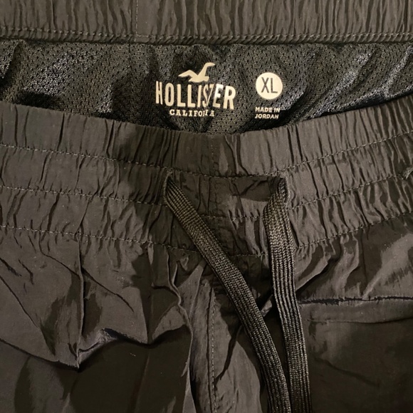 Hollister Baggy Track Pants - Picture 2 of 4